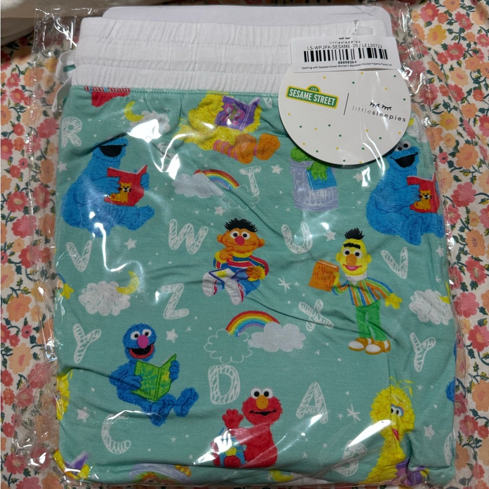 NWT Little Sleepies Spelling with Sesame Street Women's Bamboo Pajama Pants XL
